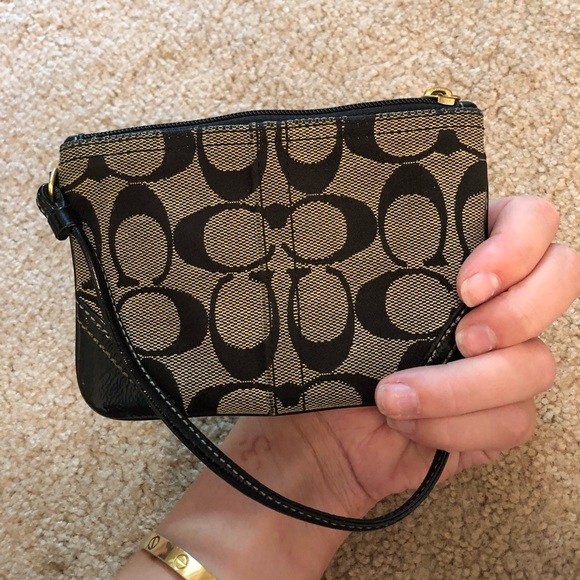 COACH Wristlet - Picture 5 of 6